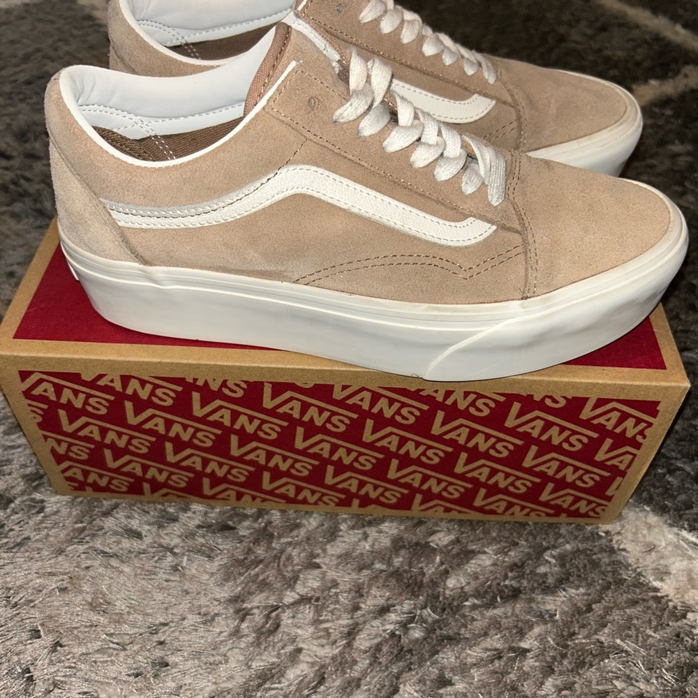 Vans Suede Sneakers in Tan and White